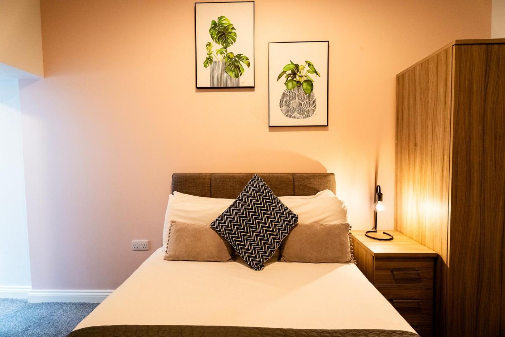 Ferienwohnung Free Parking | Smart Tv | 4 Guests Swansea Zimmer foto
